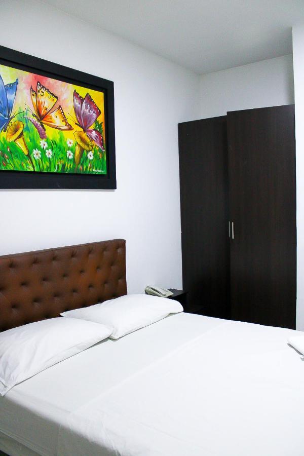 Hotel Bucaramanga Plaza Exterior photo