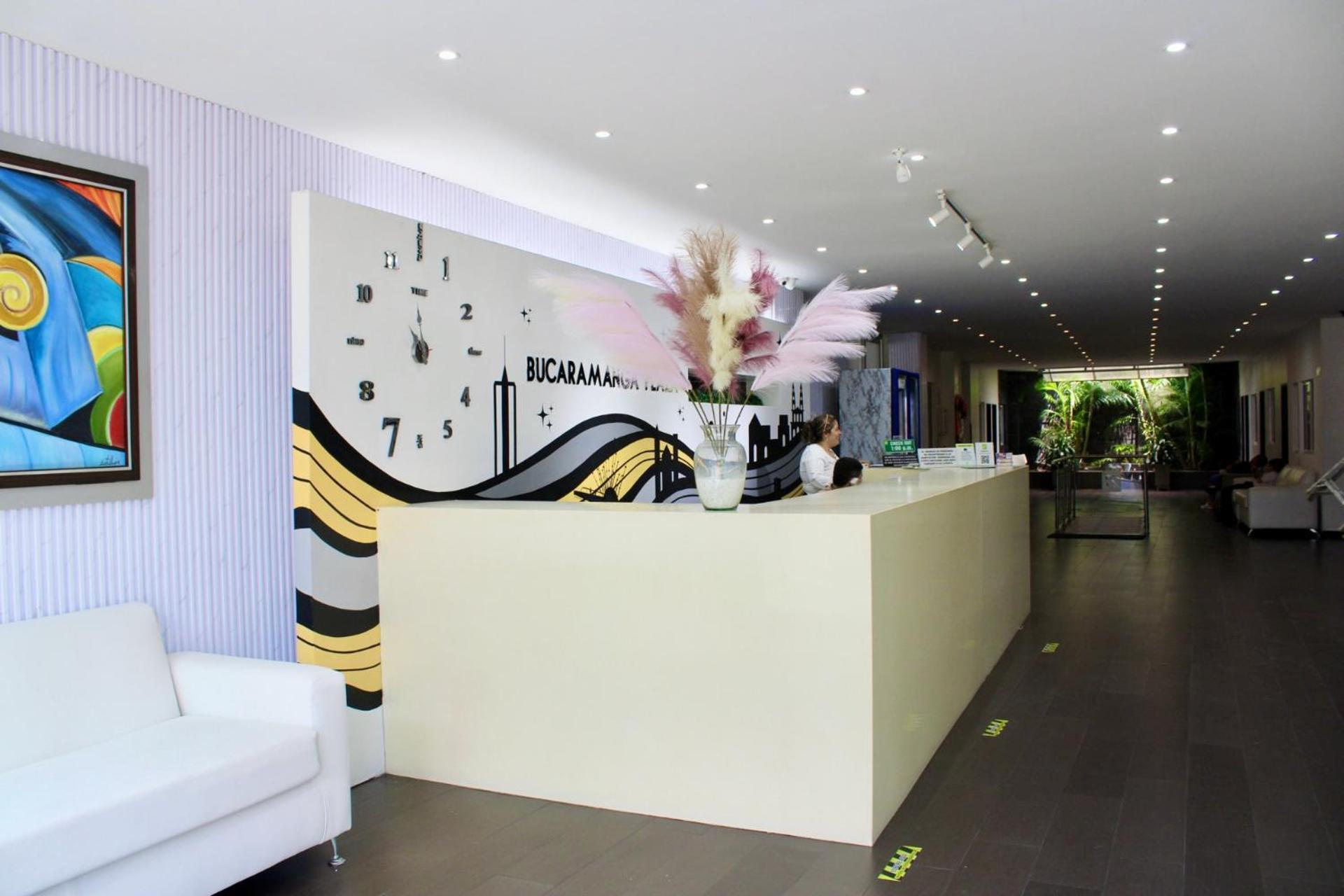 Hotel Bucaramanga Plaza Exterior photo